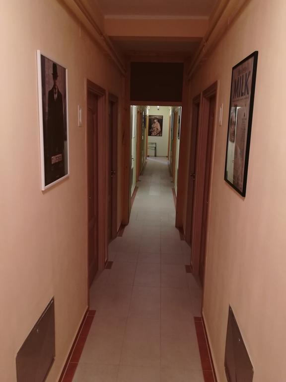 Cinema House Single & Double & 2*